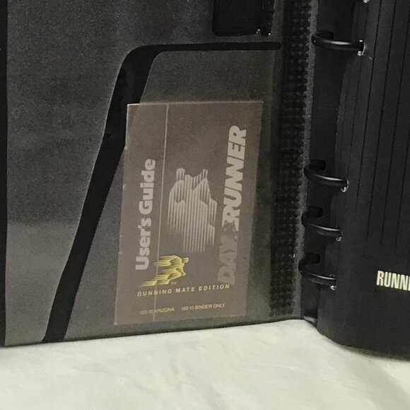 Dayrunner Running Mate Vintage Planner Organizer Book - Picture 5 of 11